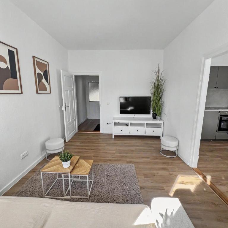 MEGHA Living - 2 Zimmer Appartments mit Küche - Zentral - Apartment - 20