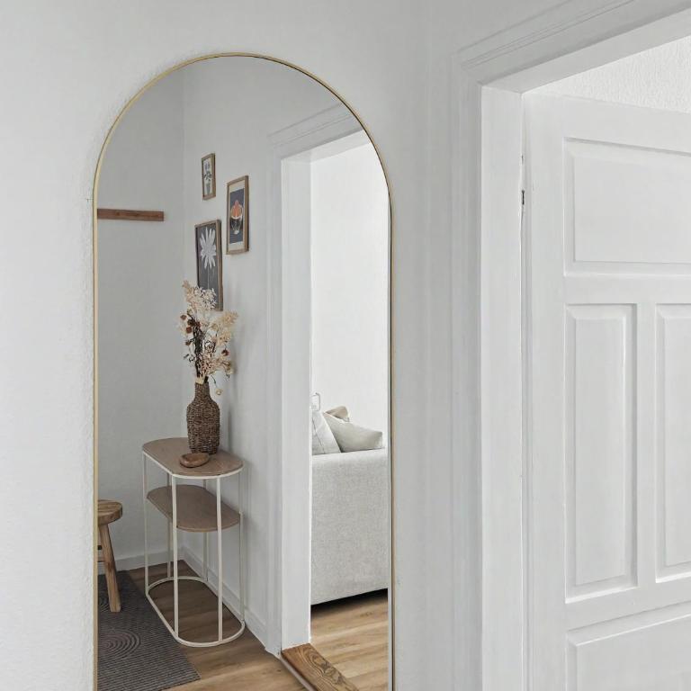 MEGHA Living - 2 Zimmer Appartments mit Küche - Zentral - Apartment - 3