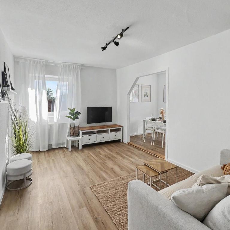 MEGHA Living - 2 Zimmer Appartments mit Küche - Zentral - Apartment - 10