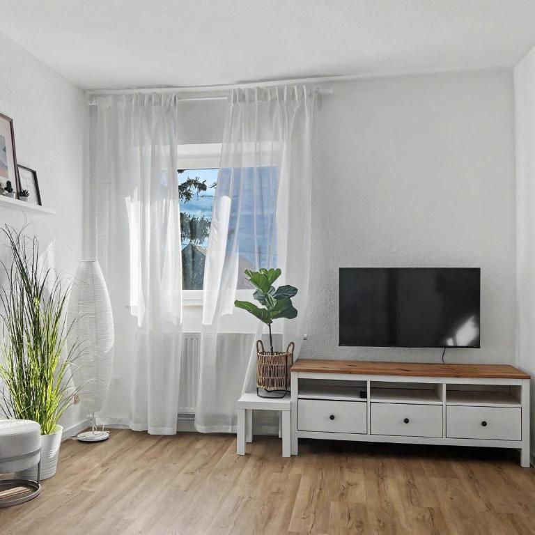 MEGHA Living - 2 Zimmer Appartments mit Küche - Zentral - Apartment - 16