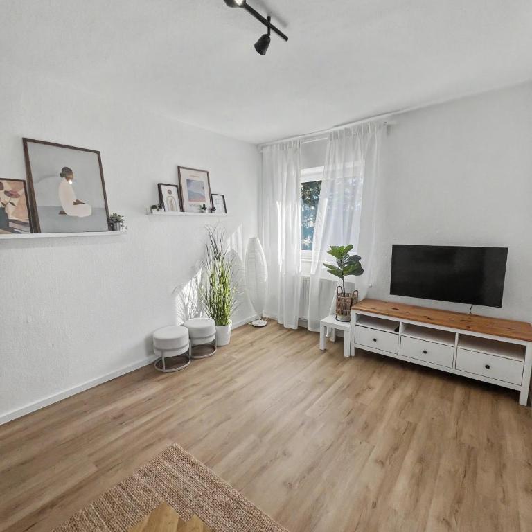 MEGHA Living - 2 Zimmer Appartments mit Küche - Zentral - Apartment - 22