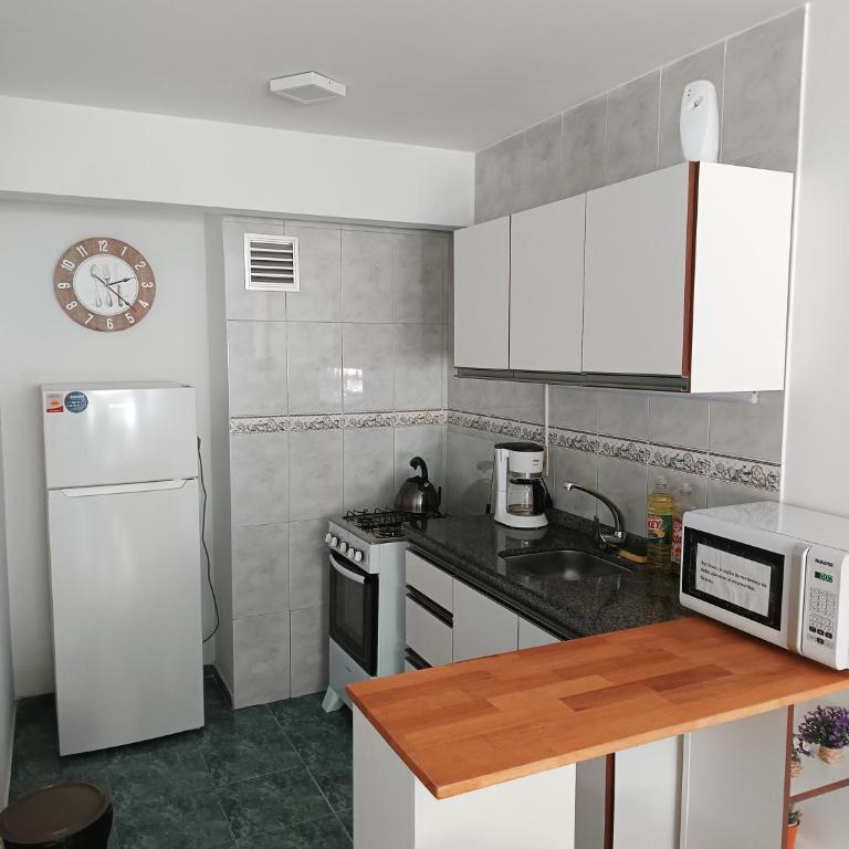 Cómodo apartamento céntrico con garaje - One-Bedroom Apartment - 18