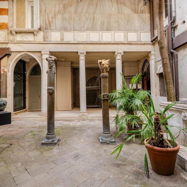 G4 Steps from St Mark's Authentic Venetian Home - Apartment mit 2 Schlafzimmern - 11