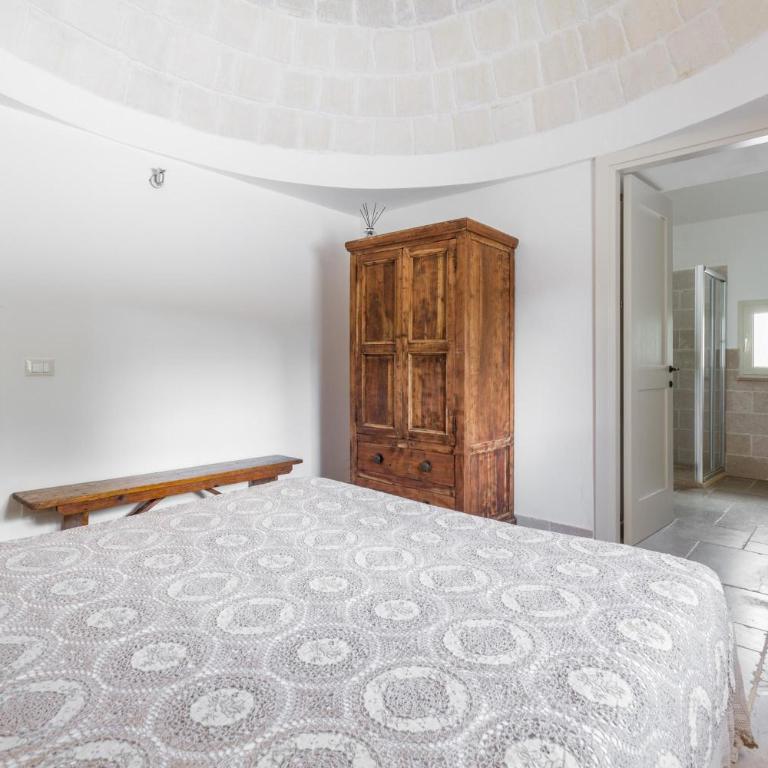 Trullo Lei by Borgo Paoli, Romantic Experience with Pool & Olive Trees in Ostuni - Two-Bedroom Villa - 11