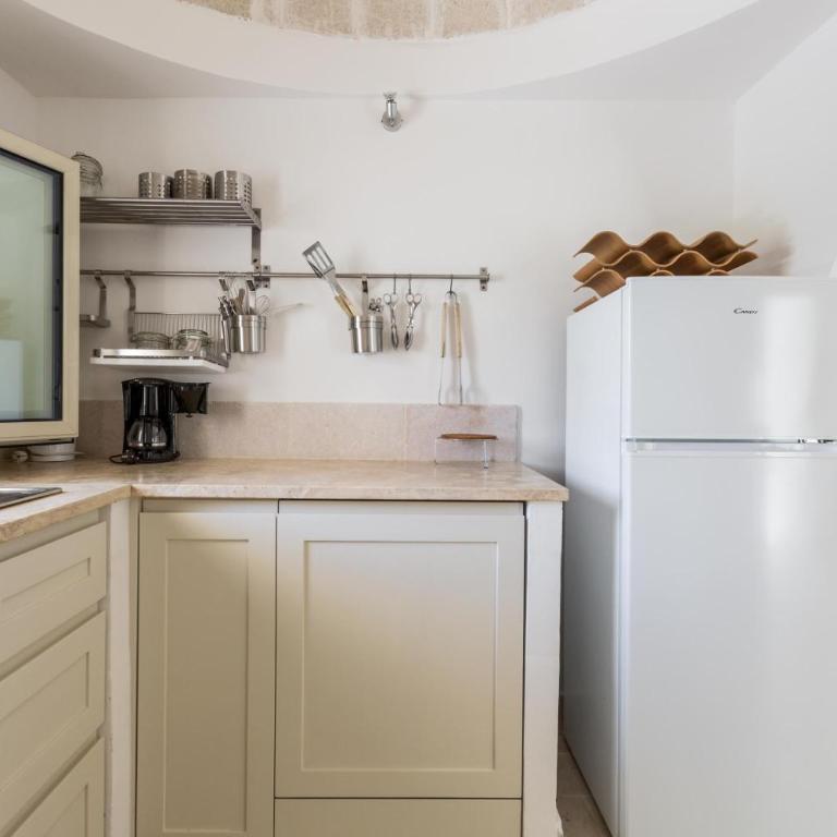 Trullo Lei by Borgo Paoli, Romantic Experience with Pool & Olive Trees in Ostuni - Two-Bedroom Villa - 17