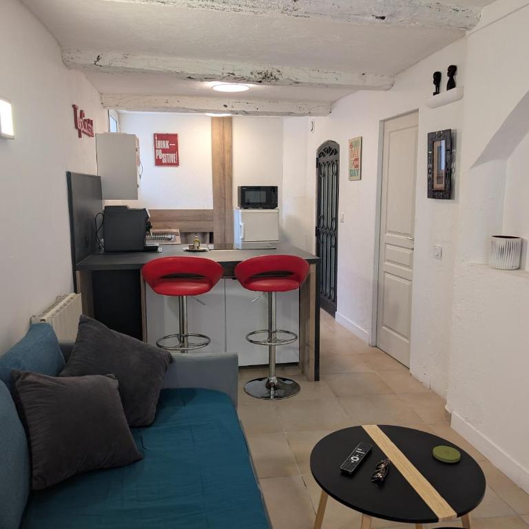 Studio Saint Michel - Appartement 1 Chambre - 2