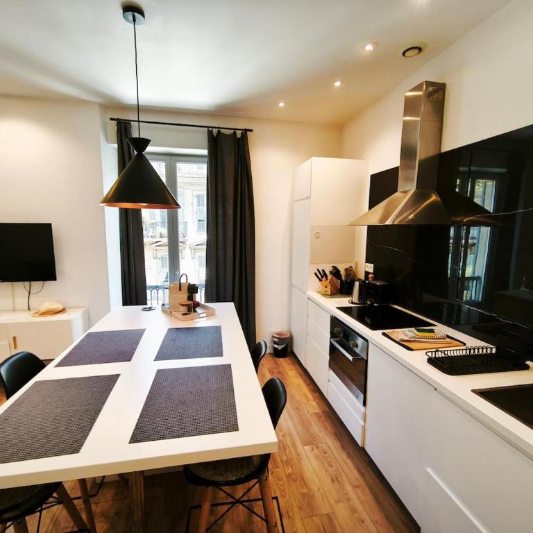 Spacieux et Central - Vieux Nice 5 mn' à pied - Appartement 1 Chambre - 8