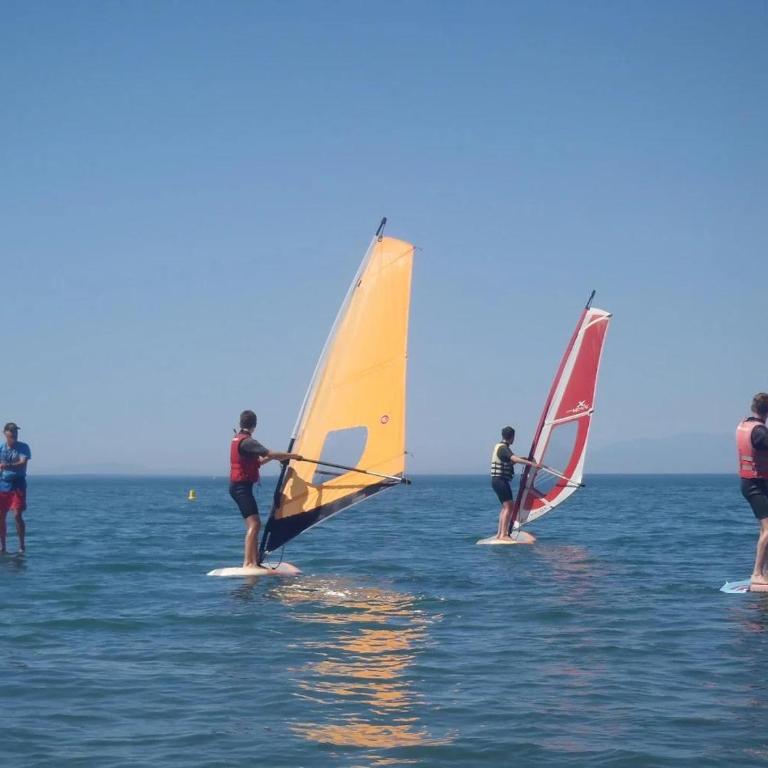 Aurora, magnifique, classé 3 étoiles, 6 personnes, accès direct plage, parking privé, vue mer à travers la pinède - Appartement 2 Chambres - 59