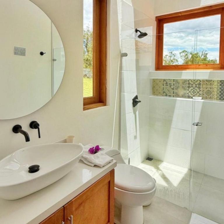CasaBlanca1 - Three-Bedroom House - 4
