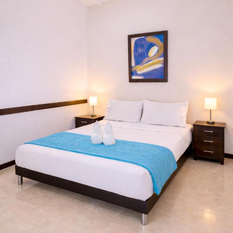 Hospedaje Camino Real - Habitación Doble Económica - 12