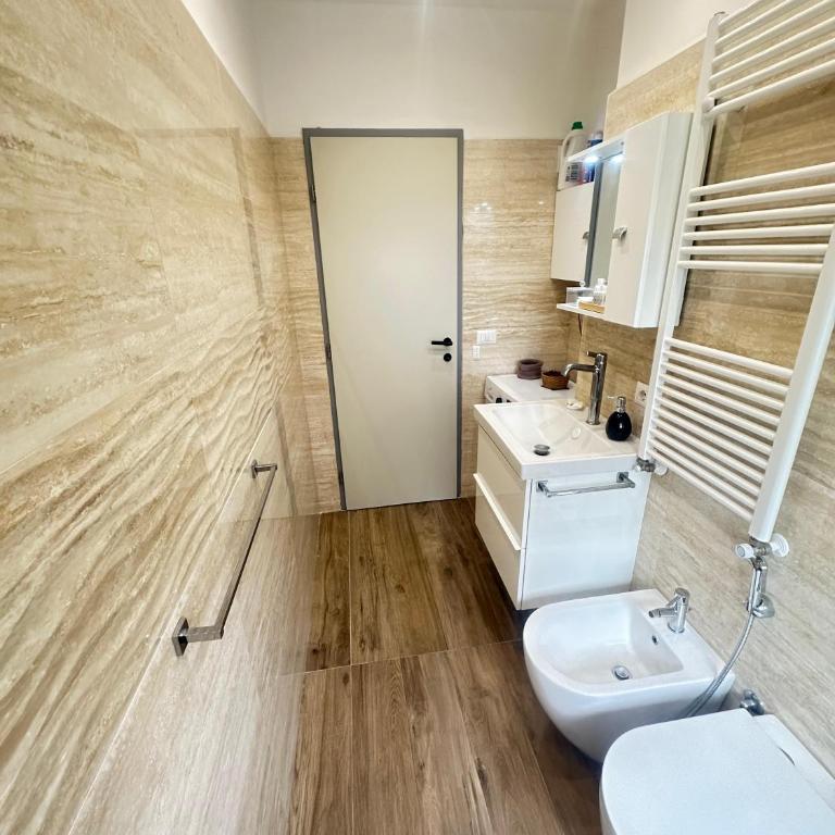 Urban Rifugio - Camera privata con bagno vicino EUR - Camera Matrimoniale/Doppia con Letti Singoli con Bagno Privato - 9