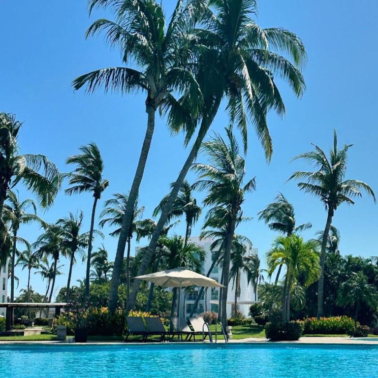 Lujoso Departamento con vista a alberca en Acapulco Diamante - Apartamento de 2 dormitorios - 3