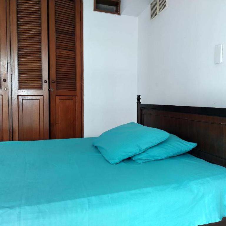 Apartamento De Dos Habitaciones Bien Ubicado - Apartamento de 2 dormitorios - 2