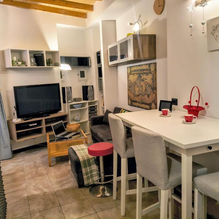 Resta Con Me - One-Bedroom Apartment - 5