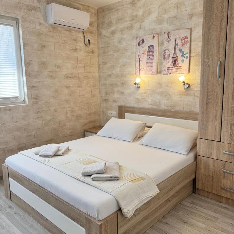 Guesthouse Apartments Čenić - Economy Studio - 2
