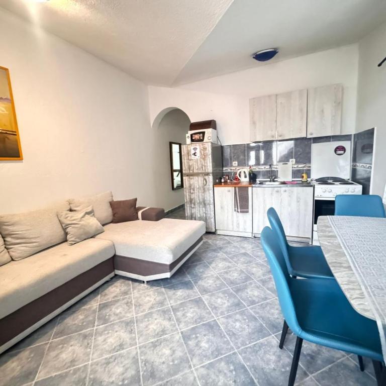Bay Mola Aparts - Apartment with Sea View - 15