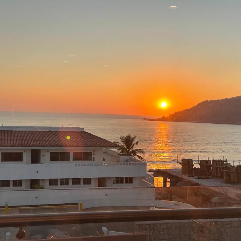 ZAFIRA condos, ocean view, 2 bedrooms 2 bathrooms, rooftop and pool - Three-Bedroom Apartment - 20