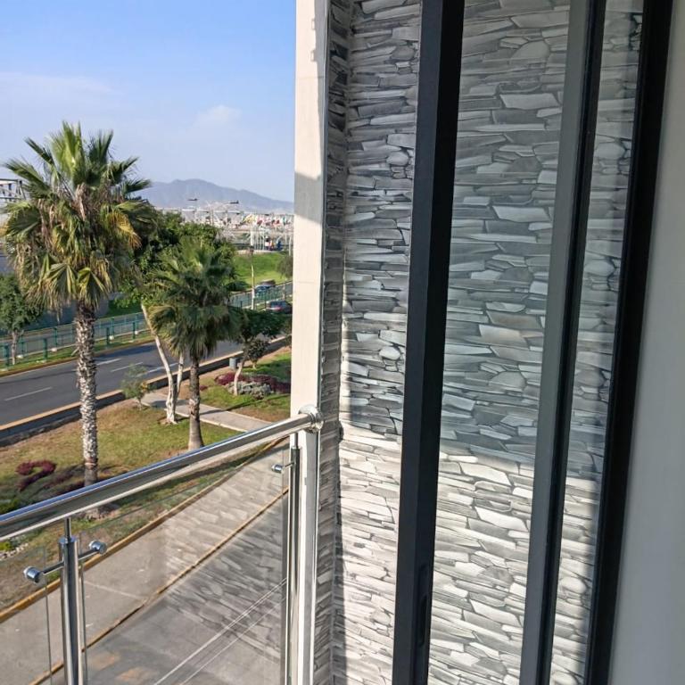 Alojamiento Familiar - Deluxe One-Bedroom Apartment with City View - 3