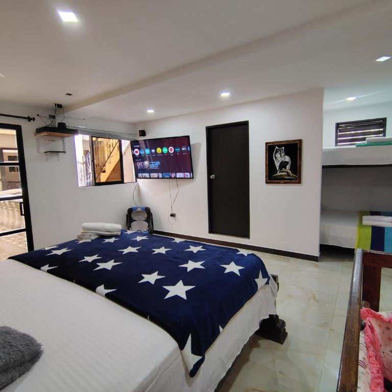 Casa Hévenie, Amplia, familiar, cómoda y bien ubicada - Casa Unifamiliar de 3 dormitorios - 41