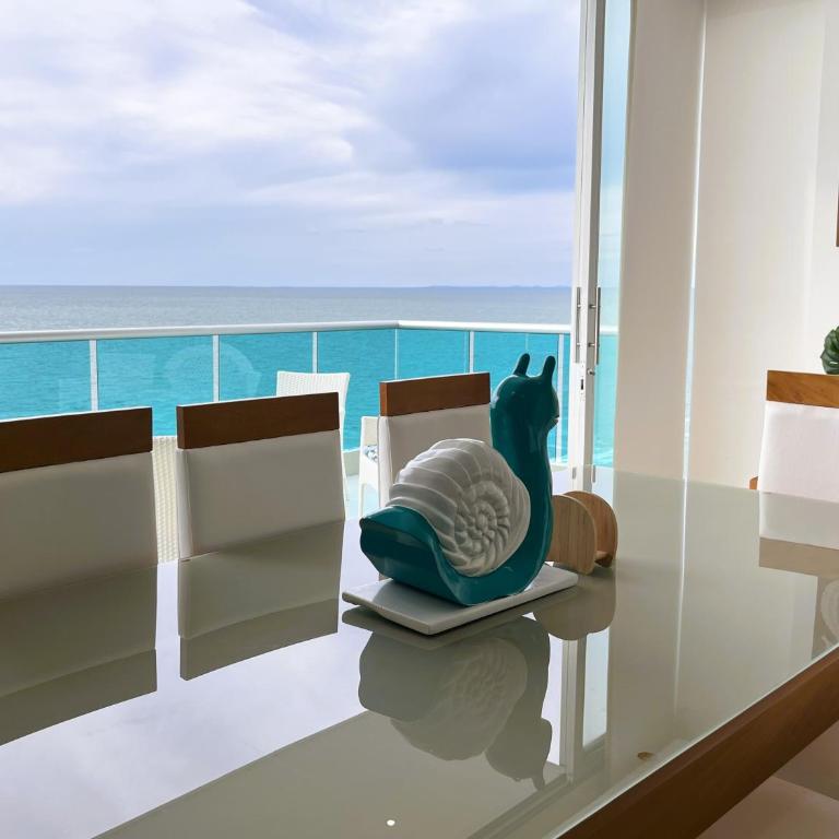 Apartamento de Lujo Frente al Mar con Terraza y Piscina - Apartamento de 3 dormitorios - 26