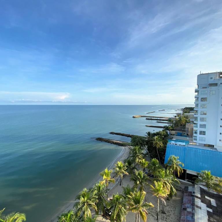 Apartamento de Lujo Frente al Mar con Terraza y Piscina - Apartamento de 3 dormitorios - 8