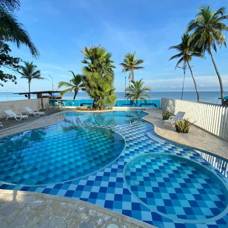 Apartamento de Lujo Frente al Mar con Terraza y Piscina - Apartamento de 3 dormitorios - 34