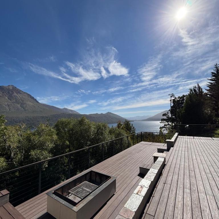 Casa de lujo con Vista al Lago Gutiérrez y Jacuzzi - Villa Deluxe - 2