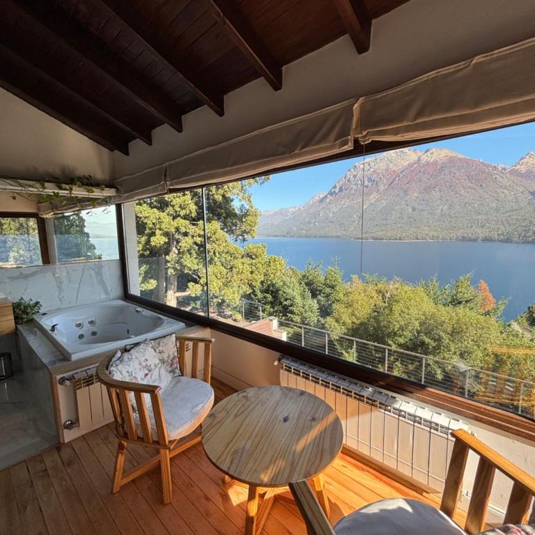 Casa de lujo con Vista al Lago Gutiérrez y Jacuzzi - Villa Deluxe - 1