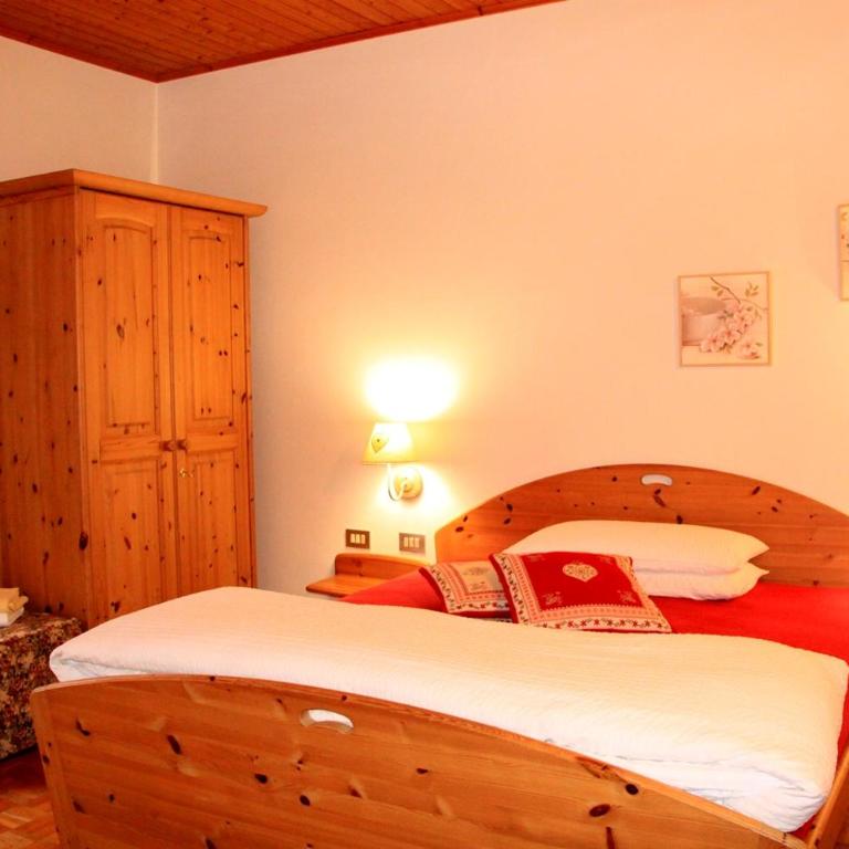 Garni Biancaneve Ruffrè-Mendola - Familienzimmer mit eigenem Bad - 4