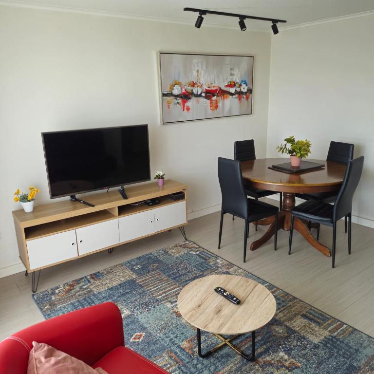 Departamento Plaza - Two-Bedroom Apartment - 8