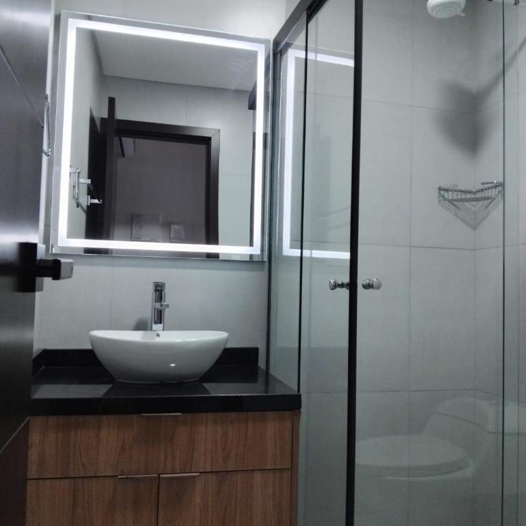 401 - 2 bedroom and Balcony - Two-Bedroom Apartment - 4
