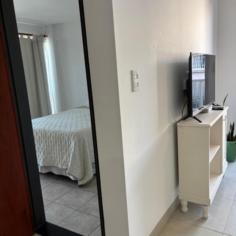 Las gardenias - One-Bedroom Apartment - 3