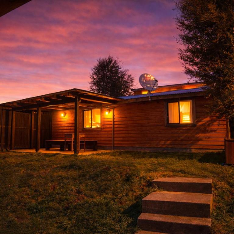 Cabaña con tinaja y vista al lago en Panguipulli - Two-Bedroom House - 1