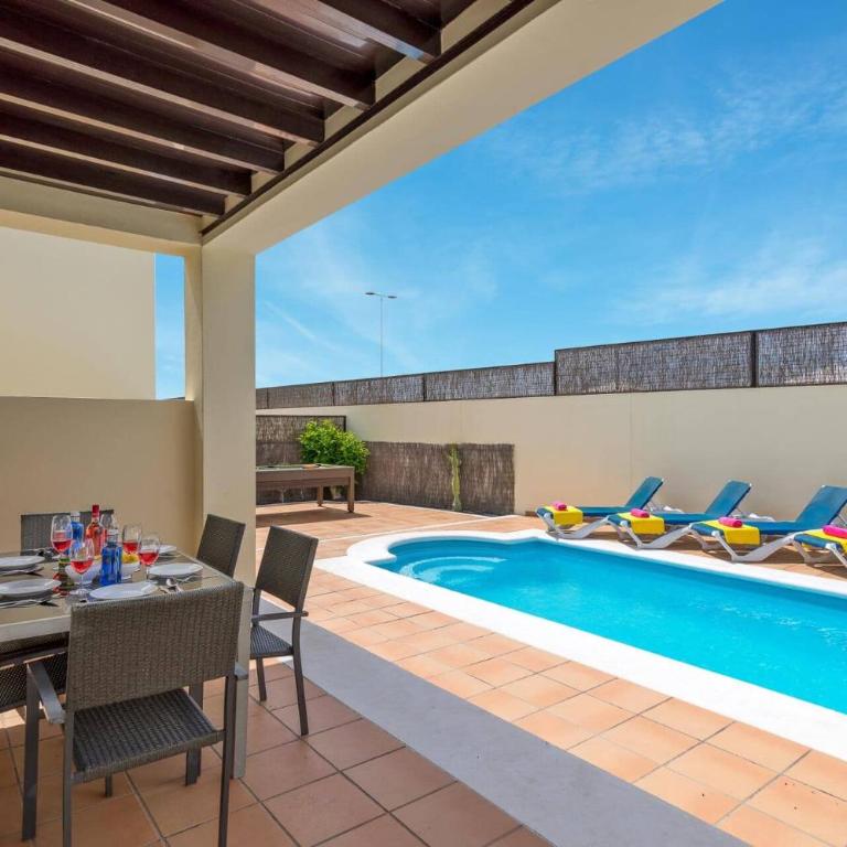 Villa Veraniego by Villa Plus - Villa - 10