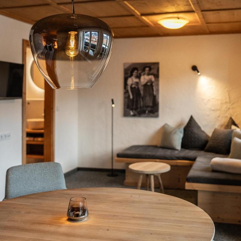 Das Tannacker - Ferienwohnungen Hartmann - Apartment mit Balkon - 10