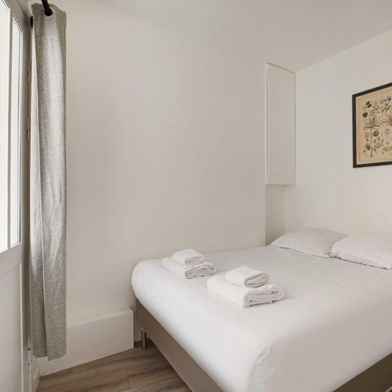 Magnificent apartment - 2BR 6P - Rochechouart - Appartement - 8