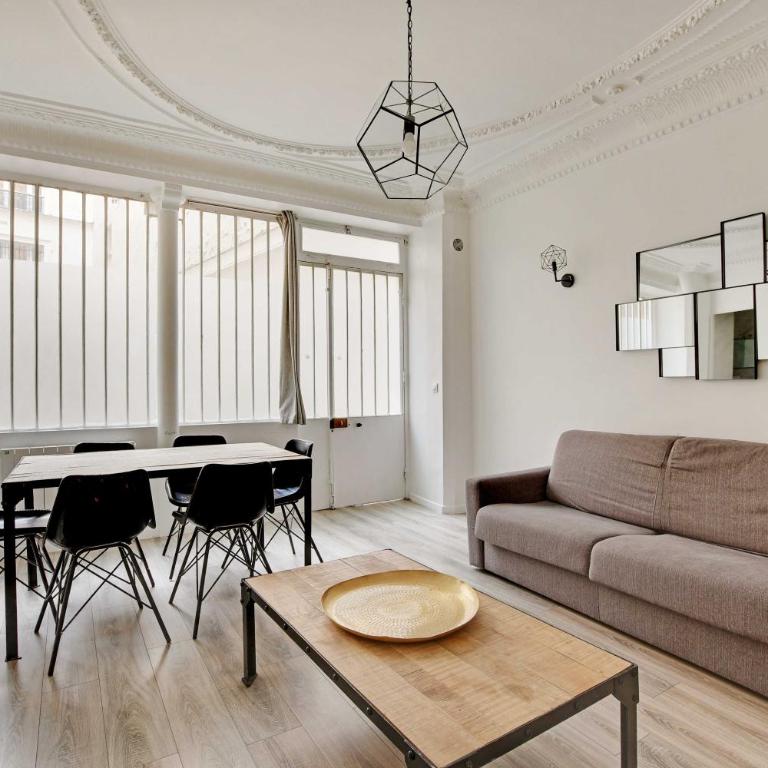 Magnificent apartment - 2BR 6P - Rochechouart - Appartement - 1