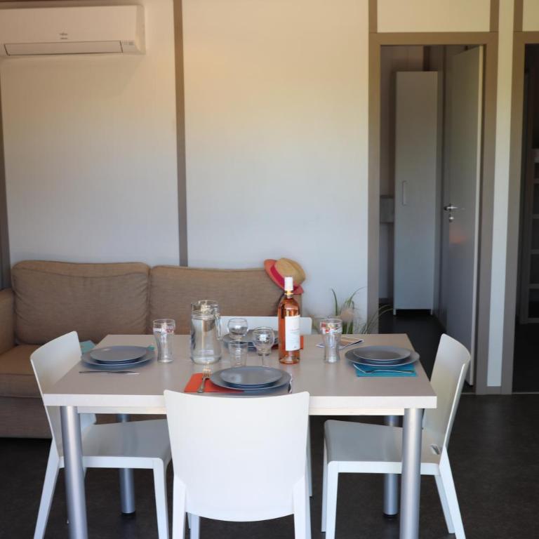 Camping Mas De Pierredon - Chalet Portissol with jacuzzi - 6