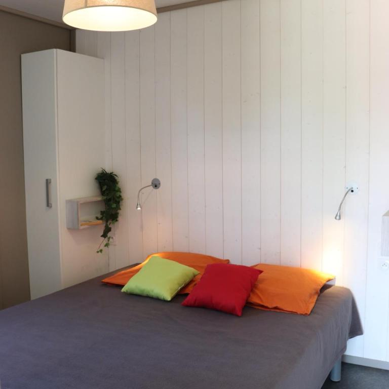 Camping Mas De Pierredon - Chalet Portissol with jacuzzi - 4