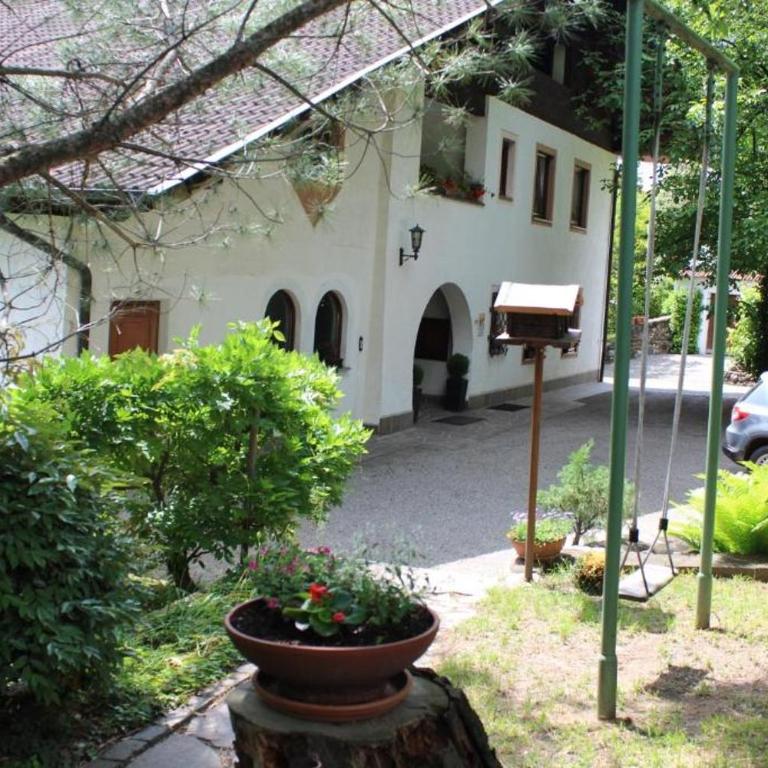 Oberjaistenhof - Apartment with Garden View - 2