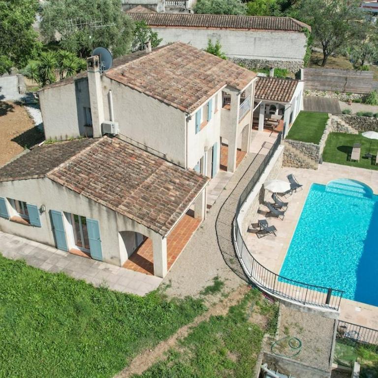 Beautiful Villa in Grasse - Villa with Private Pool - 57