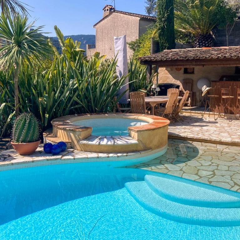Villa for 7 guests with private pool and hot tub near Cannes - Villa - 1