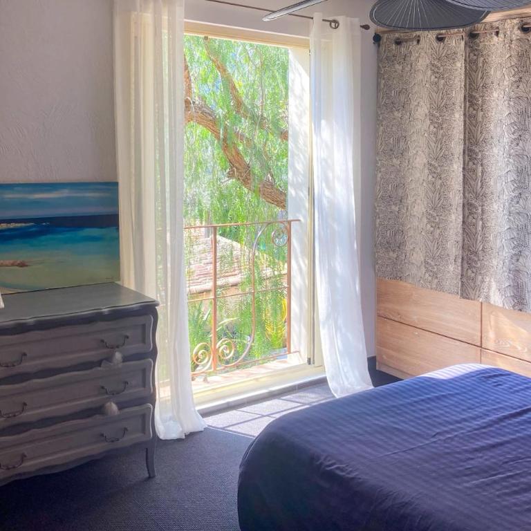 Villa for 7 guests with private pool and hot tub near Cannes - Villa - 14