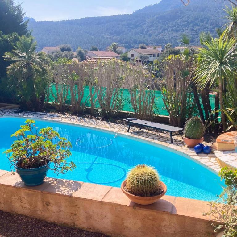 Villa for 7 guests with private pool and hot tub near Cannes - Villa - 18