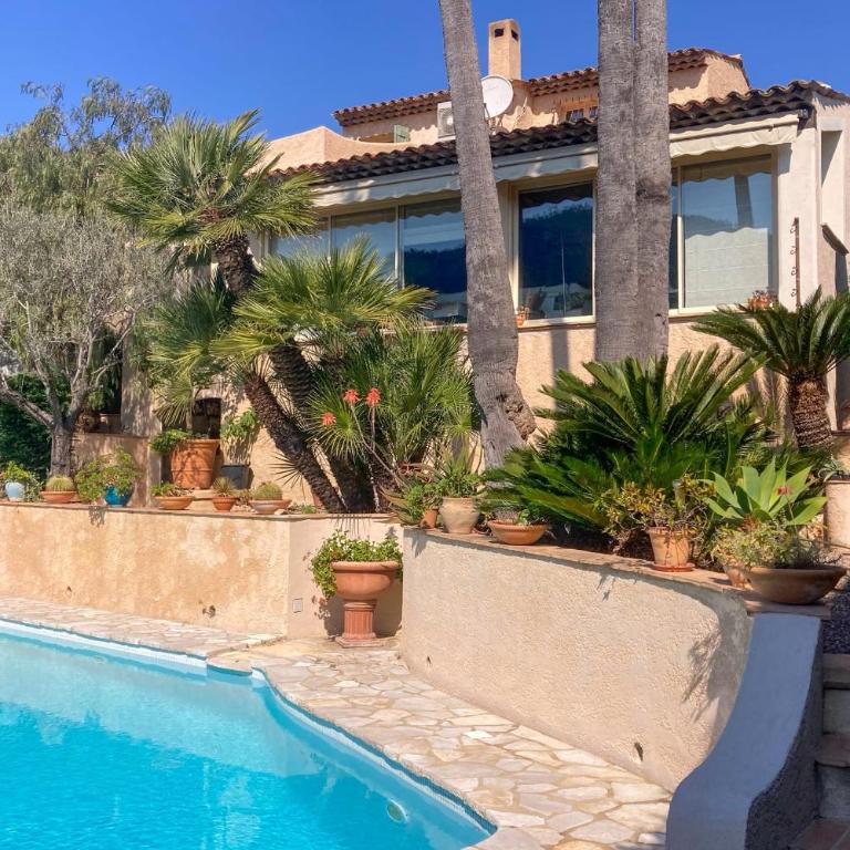 Villa for 7 guests with private pool and hot tub near Cannes - Villa - 20