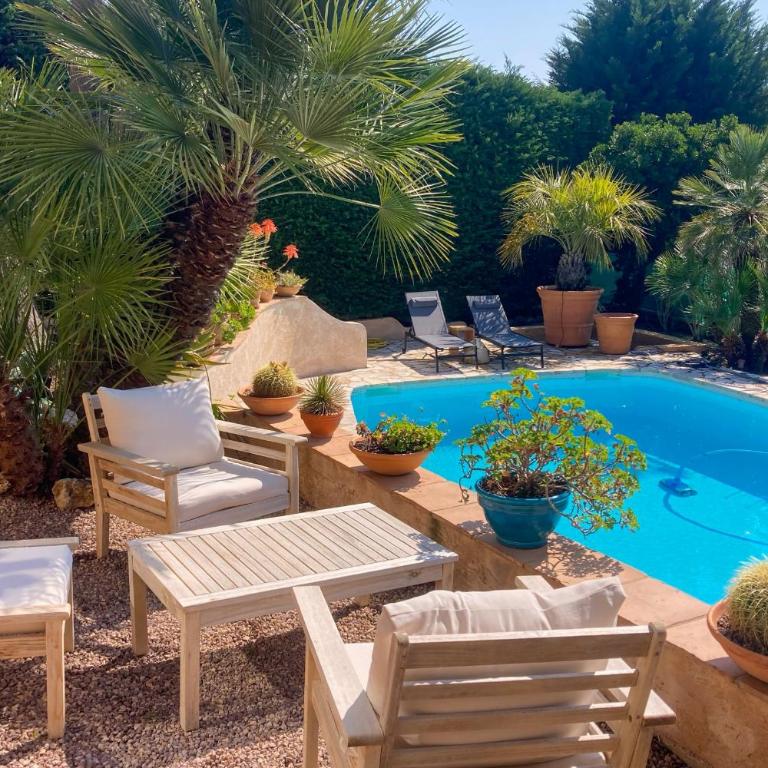 Villa for 7 guests with private pool and hot tub near Cannes - Villa - 22
