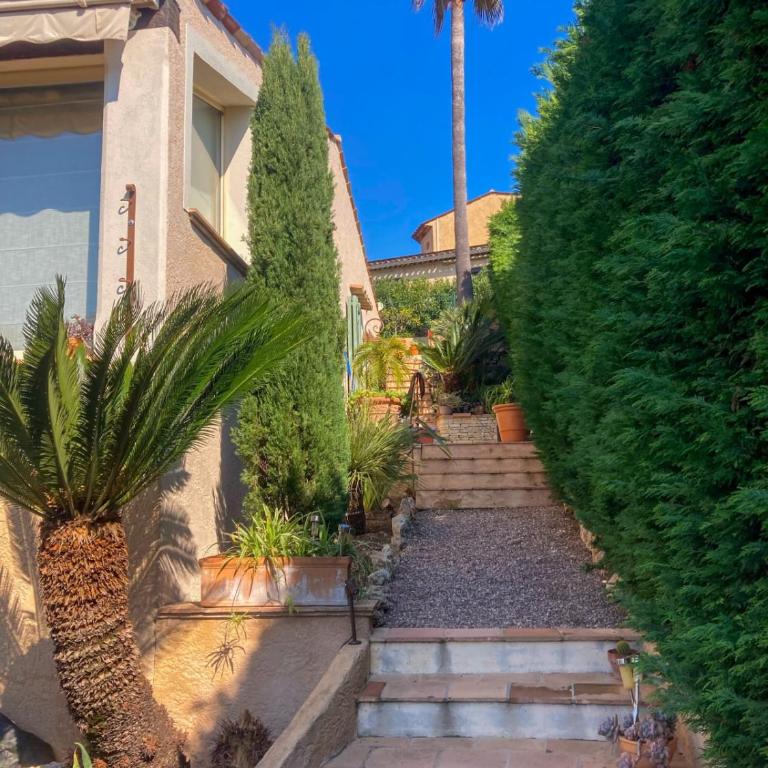 Villa for 7 guests with private pool and hot tub near Cannes - Villa - 27
