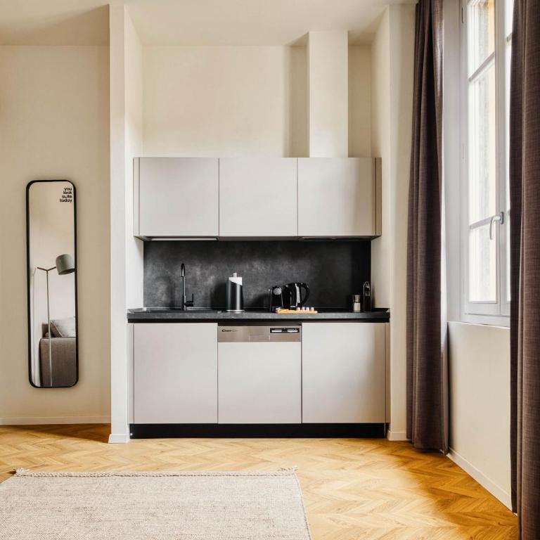 Limehome Florence Via Guelfa - Monolocale con Divano-Letto - 3