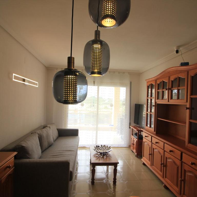 Apartment La Turquesa - One-Bedroom Apartment with Balcony and Water View - 17