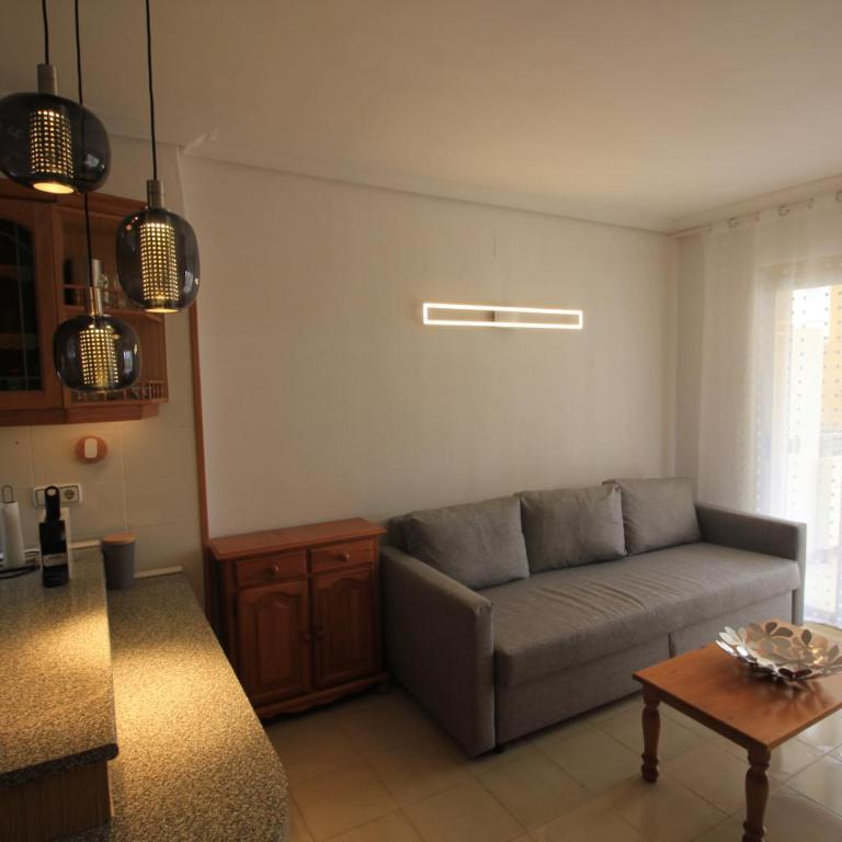 Apartment La Turquesa - One-Bedroom Apartment with Balcony and Water View - 19